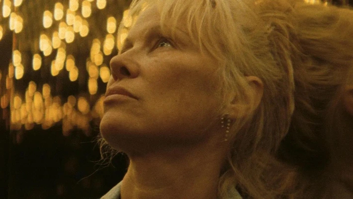 Потеря смысла, женская идентичность и переосмысление прошлого: о чем фильм &laquo;Шоугерл&raquo;