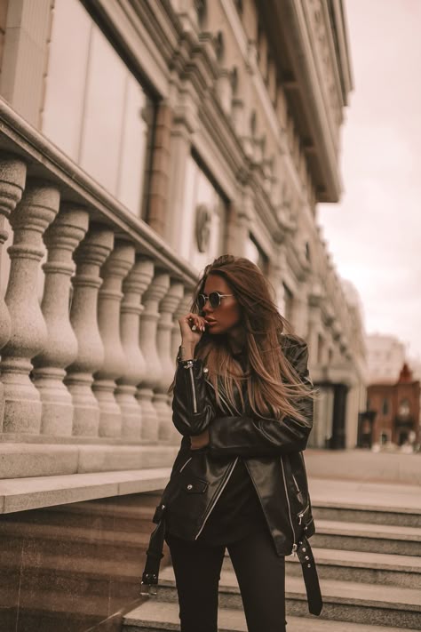 Read more about the article Лук стиль одежды: Как собрать идеальный образ, который работает на вас