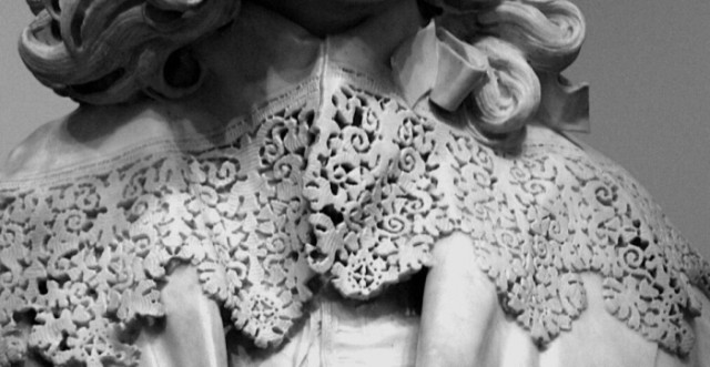 Read more about the article Модный цвет украшений в 2026: забудьте про золото, вот что носят сейчас