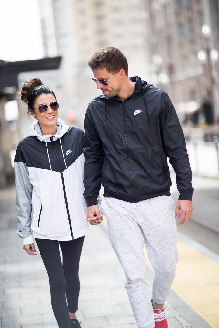 Read more about the article Классика или спорт: какой стиль одежды сделает вас моложе в 2026