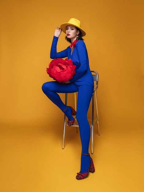 Read more about the article Забудьте про тишину: почему лакби новая коллекция 2026 взорвет ваш гардероб