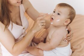 Идеальная кожа ребенка: главные ошибки в уходе за детской кожей лица в 2026