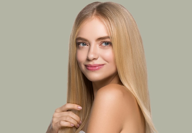 Read more about the article Она нашла идеальный шампунь: как называется это чудо и где его купить?