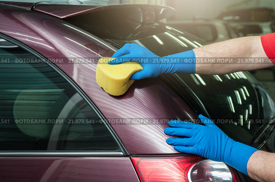 Read more about the article Каким шампунем лучше мыть машину: секреты идеального блеска и защиты кузова