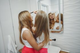 Лунный календарь ухода за волосами: стригись и расти в 2026 году по правилам