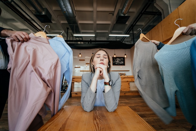 Read more about the article 7 секретов повседневного стиля одежды в 2026: как выглядеть дорого без лишних трат